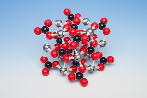 Кристаллическая решетка кальцита (карбоната кальция), 66 атомов MKO-126 .